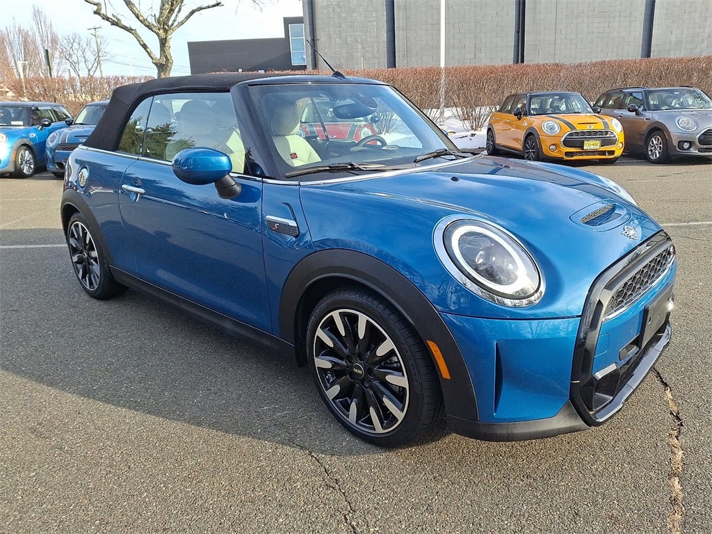 Thumbnail: 2023 MINI Cooper Convertible - 30