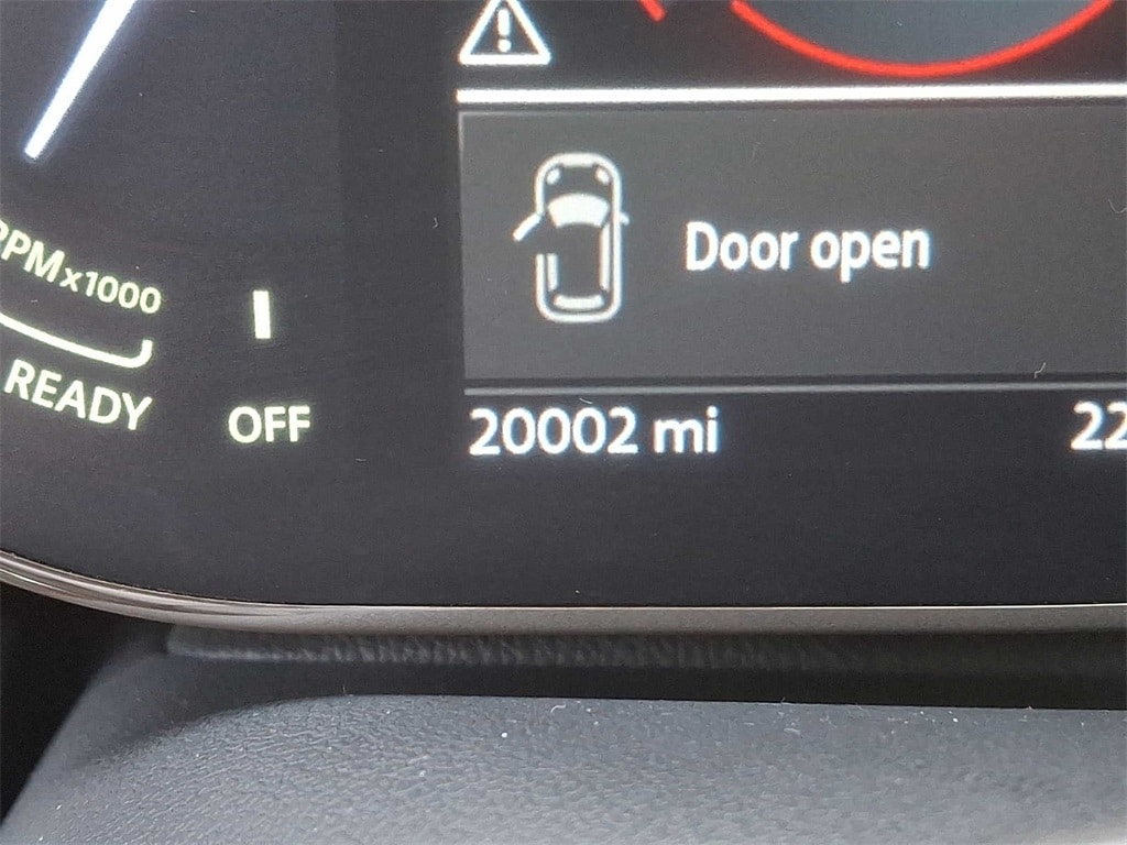 Thumbnail: 2023 MINI Cooper Hardtop - 17