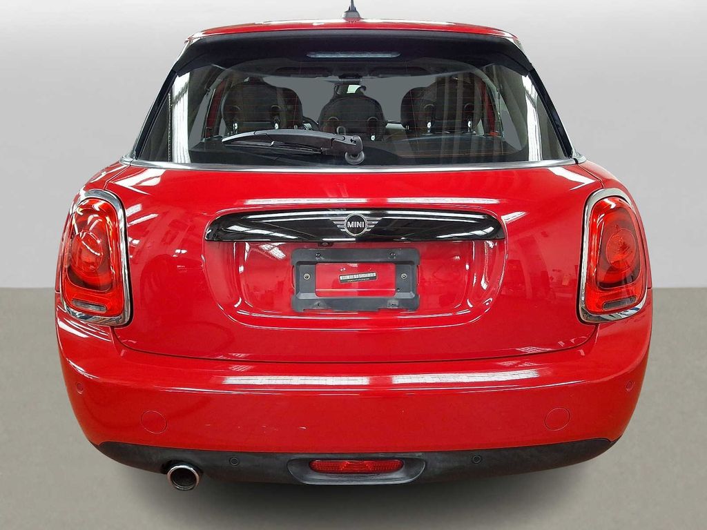 Thumbnail: 2021 MINI Cooper Hardtop - 5