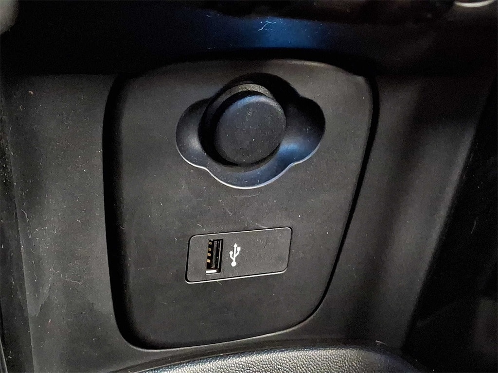 Thumbnail: 2023 MINI Cooper Convertible - 20