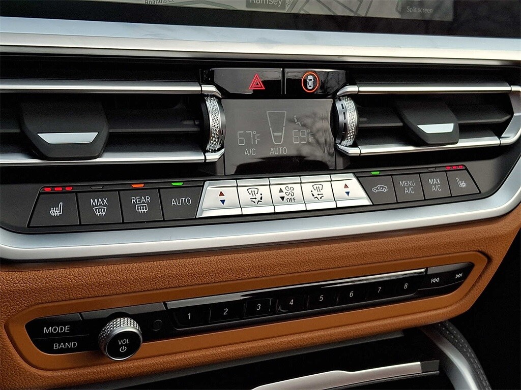 Thumbnail: 2023 BMW 4 Series - 12