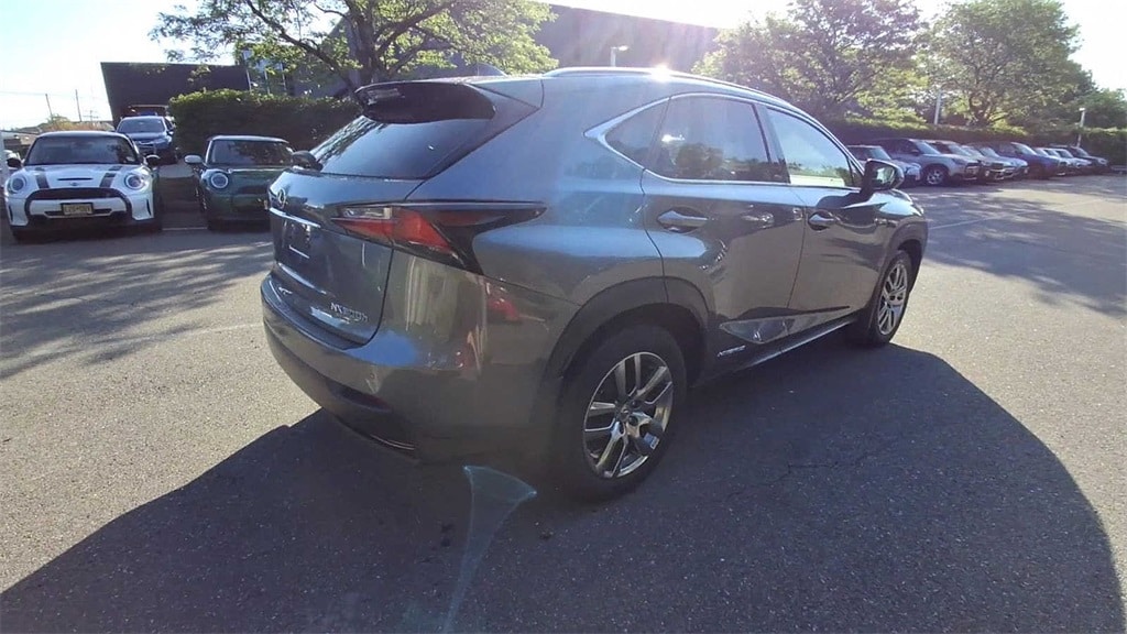 Thumbnail: 2016 Lexus NX - 8
