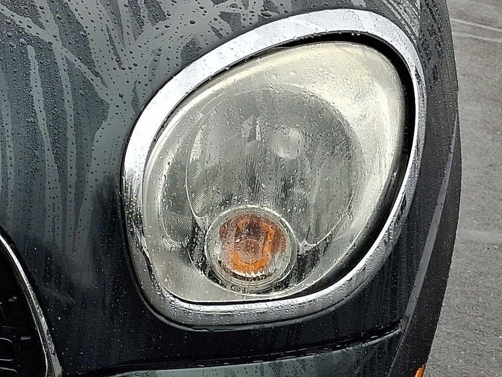 Thumbnail: 2012 MINI Cooper Countryman - 9