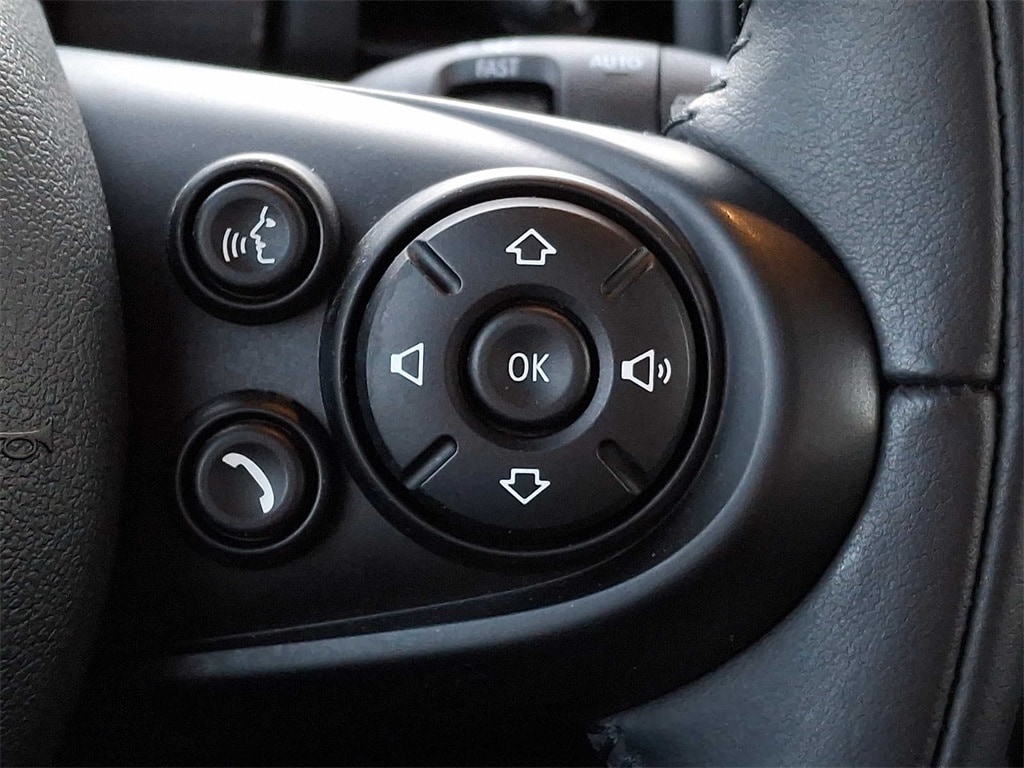 Thumbnail: 2020 MINI Cooper Hardtop - 19