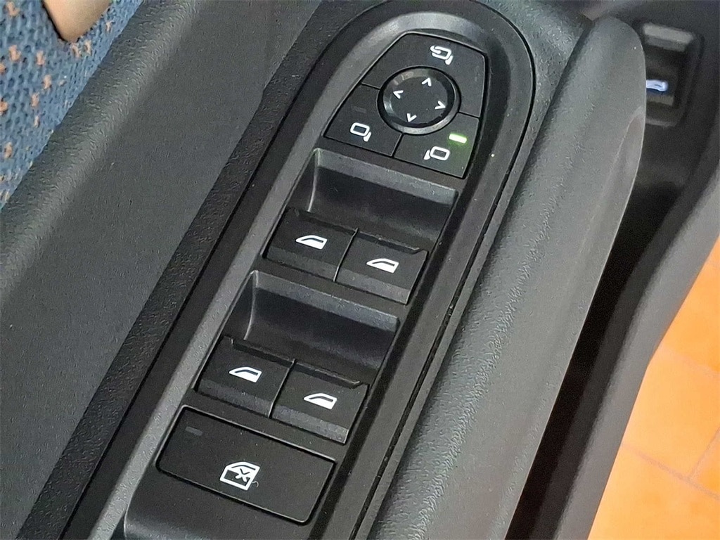 Thumbnail: 2025 MINI Cooper Countryman - 24