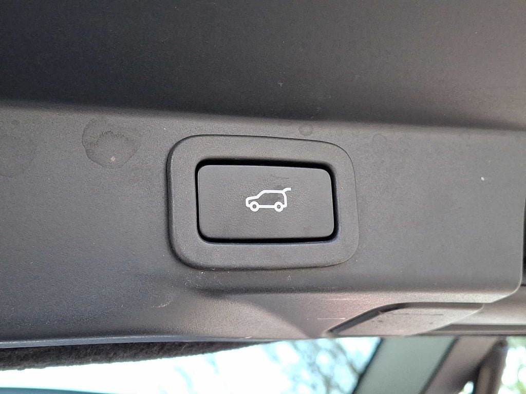 Thumbnail: 2021 Land Rover Range Rover Sport - 28