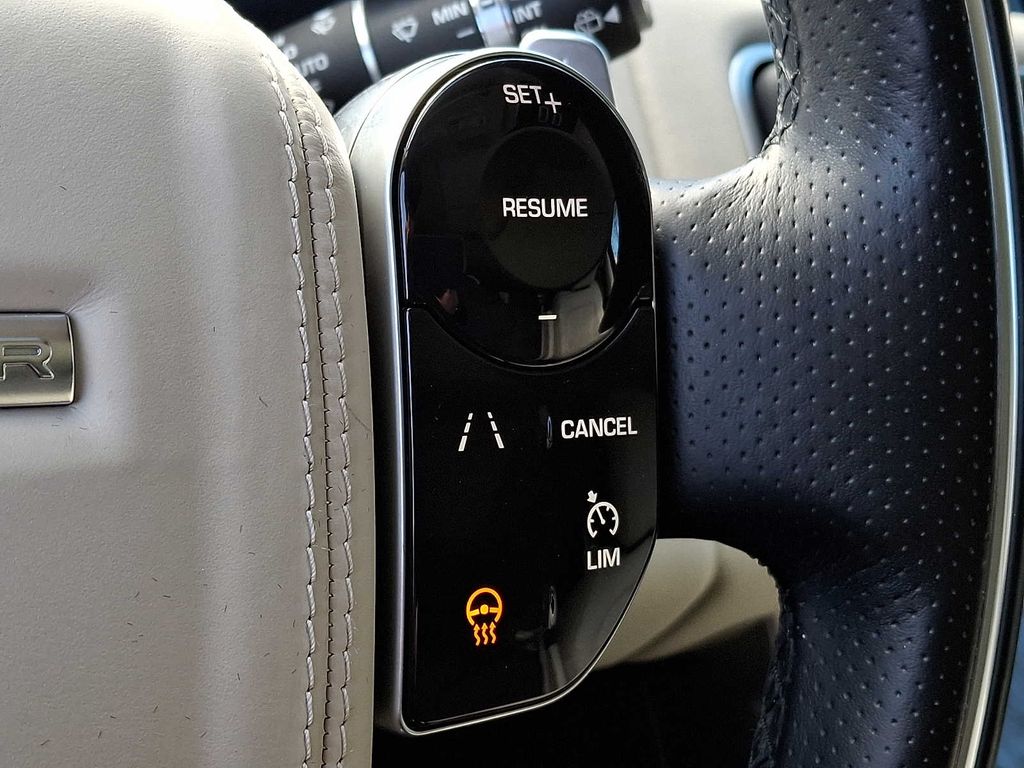 Thumbnail: 2021 Land Rover Range Rover Sport - 19