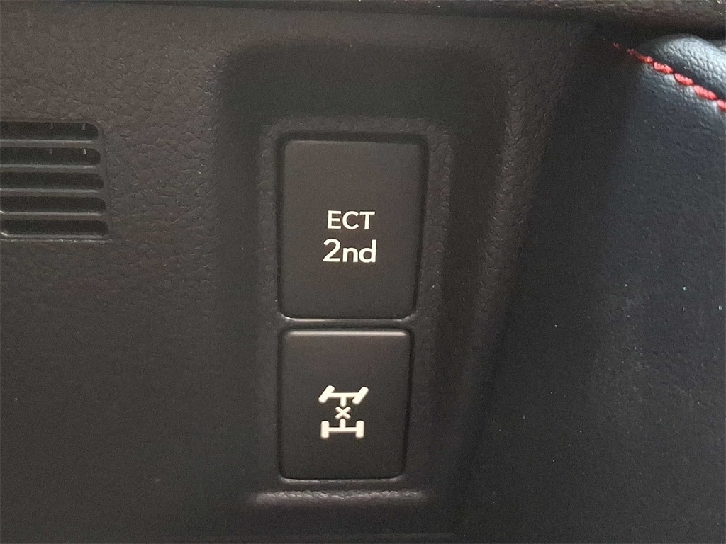 Thumbnail: 2023 Lexus GX - 24