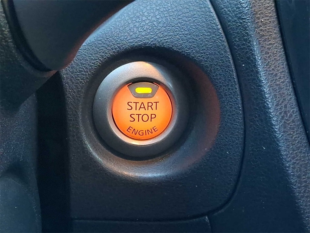 Thumbnail: 2013 Nissan Juke - 18