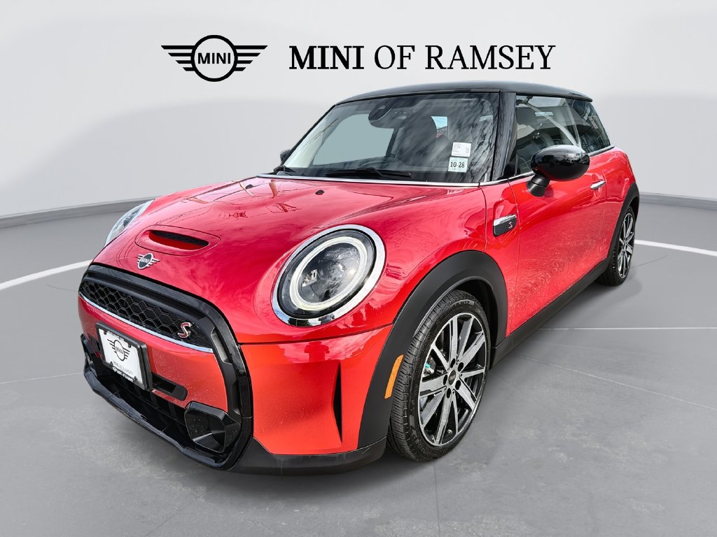 2024 MINI Hardtop 2 Door