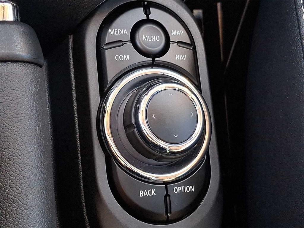 Thumbnail: 2024 MINI Cooper Hardtop - 21