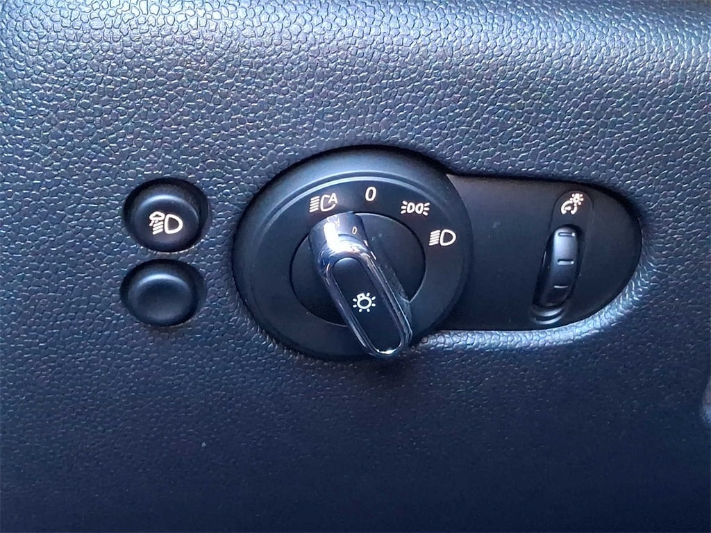 Thumbnail: 2024 MINI Cooper Hardtop - 24