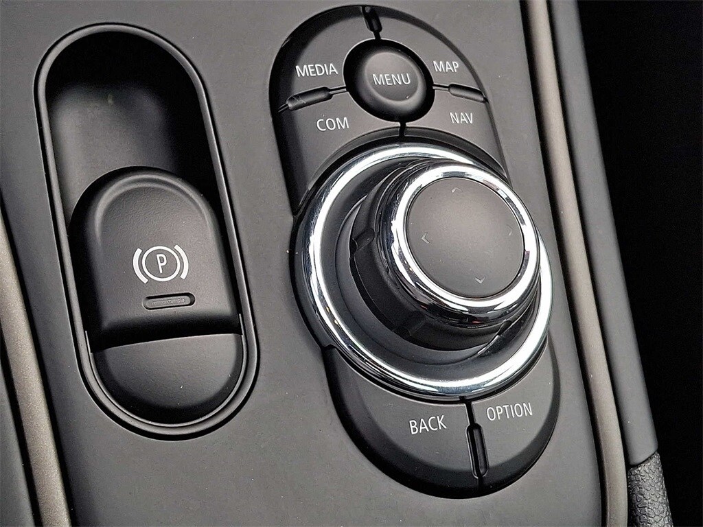 Thumbnail: 2023 MINI Cooper Countryman - 18