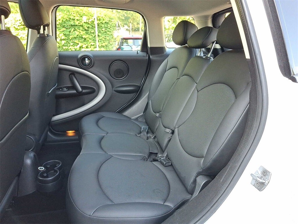 Thumbnail: 2014 MINI Cooper Countryman - 11