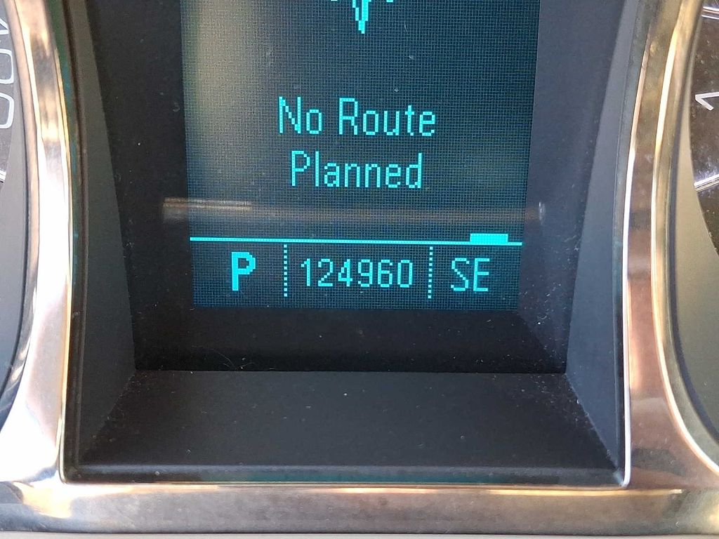 Thumbnail: 2010 Buick LaCrosse - 16