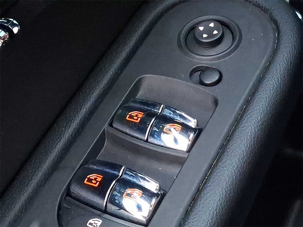 Thumbnail: 2023 MINI Cooper Countryman - 23