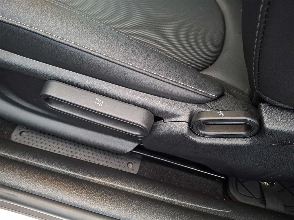 Thumbnail: 2023 MINI Cooper Hardtop - 11