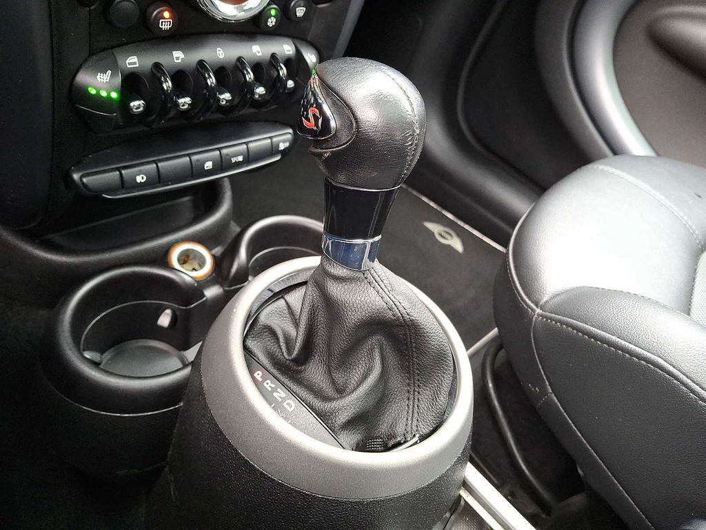 Thumbnail: 2012 MINI Cooper Countryman - 15