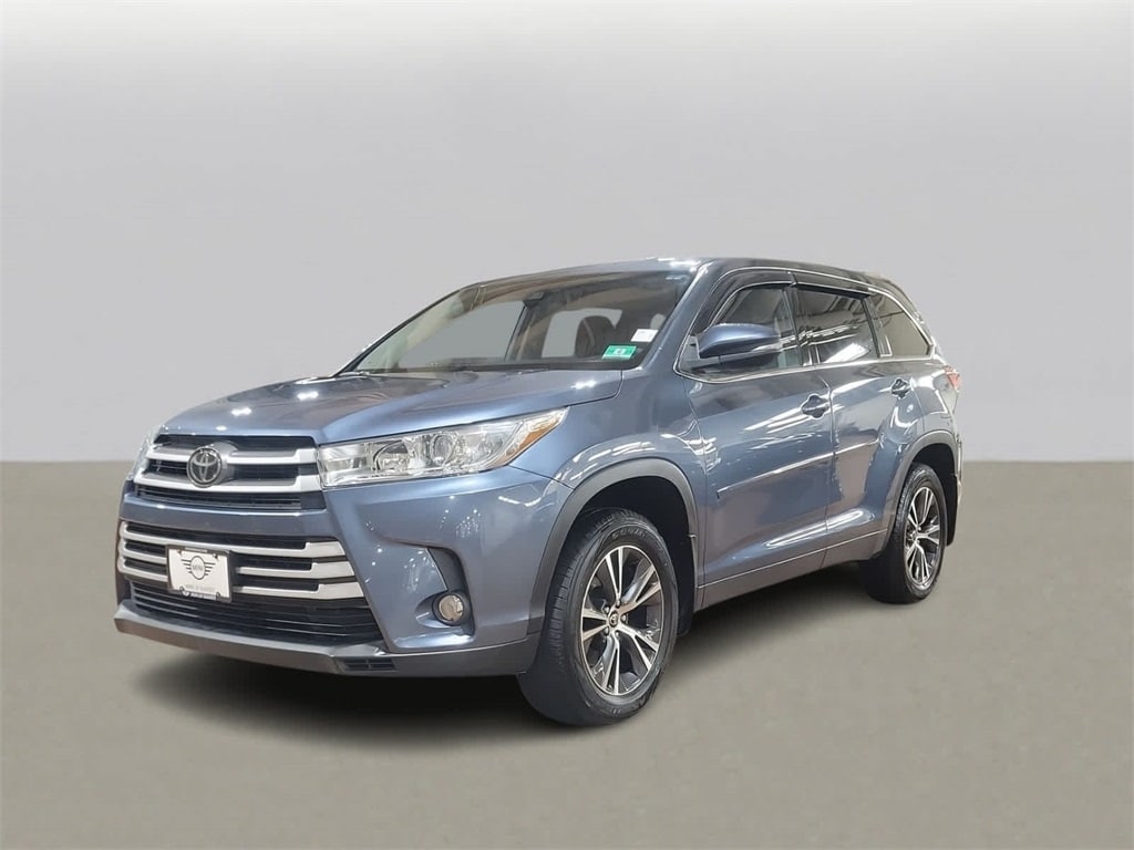 2018 Toyota Highlander LE -
                Ramsey, NJ