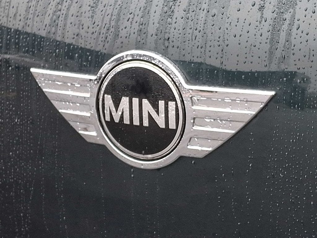 Thumbnail: 2012 MINI Cooper Countryman - 28