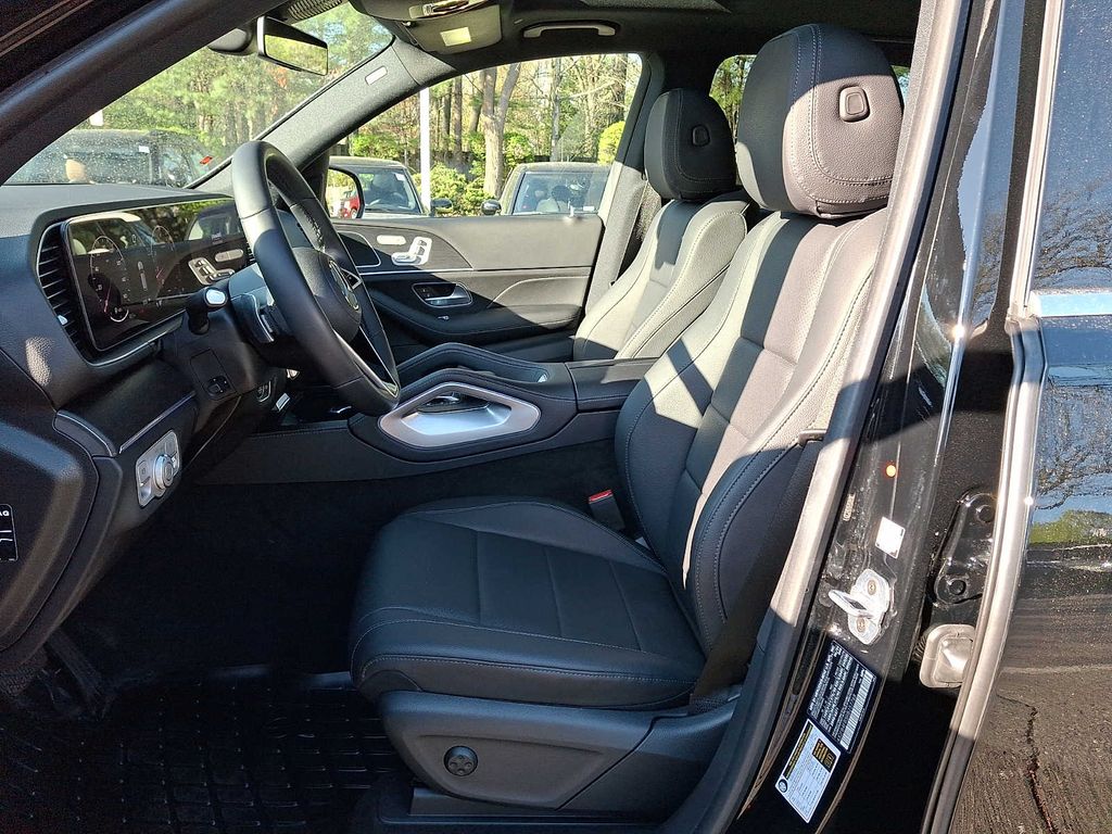 Thumbnail: 2024 Mercedes-Benz GLE - 9