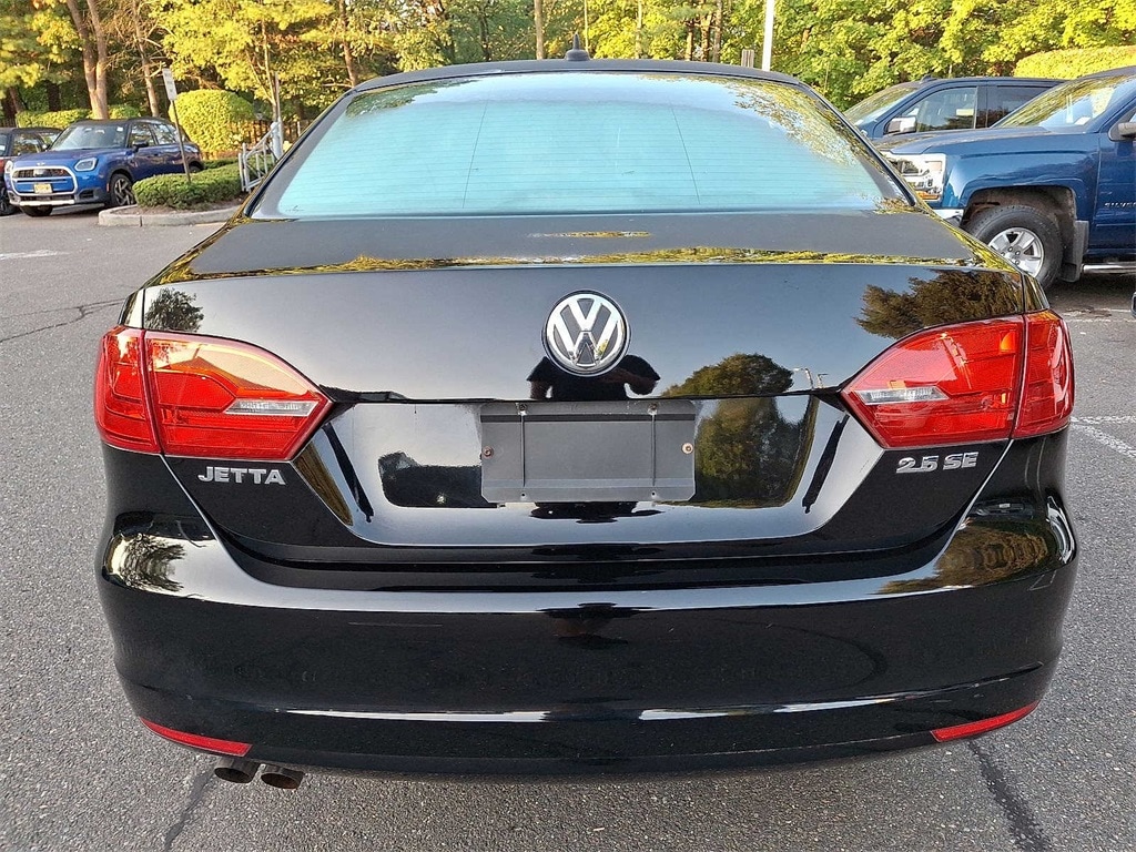 Thumbnail: 2013 Volkswagen Jetta - 22
