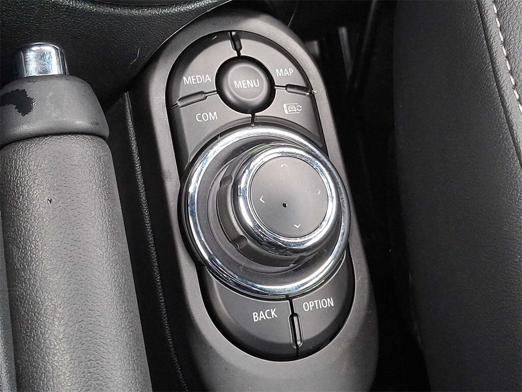 Thumbnail: 2023 MINI Cooper Convertible - 19