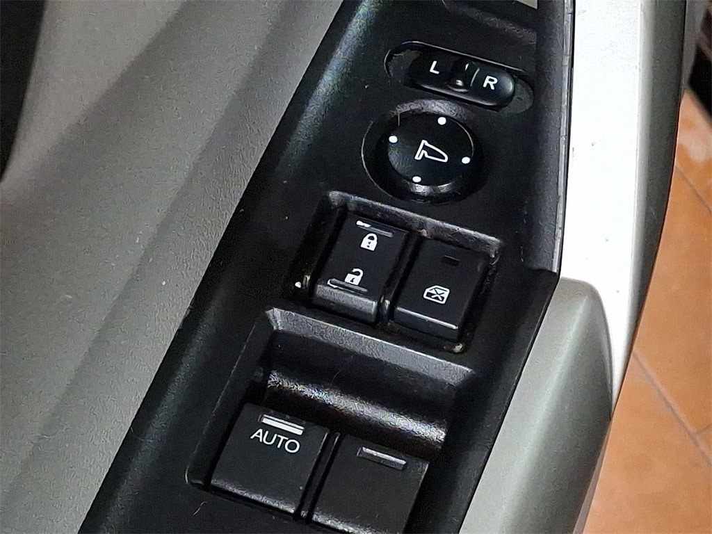 Thumbnail: 2012 Honda Civic - 24