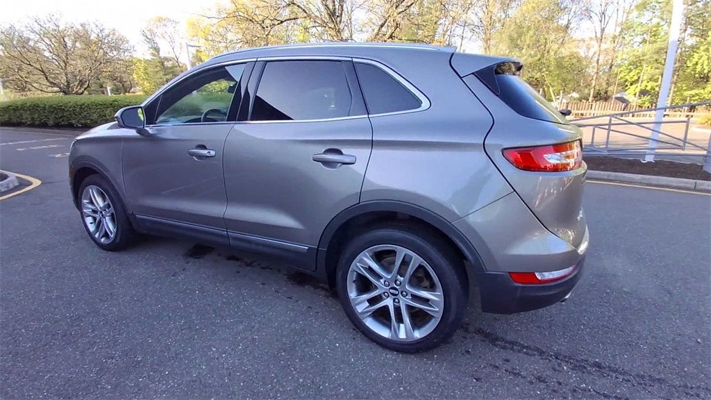 Thumbnail: 2017 Lincoln MKC - 6
