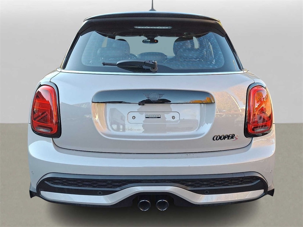 Thumbnail: 2024 MINI Cooper Hardtop - 4