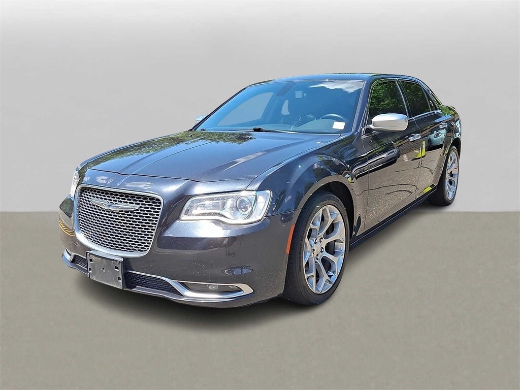 Thumbnail: 2018 Chrysler 300 - 1