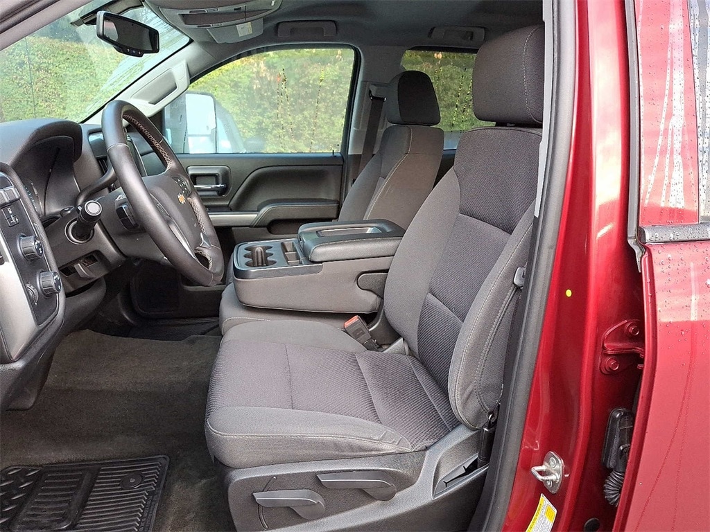 Thumbnail: 2018 Chevrolet Silverado 1500 - 9