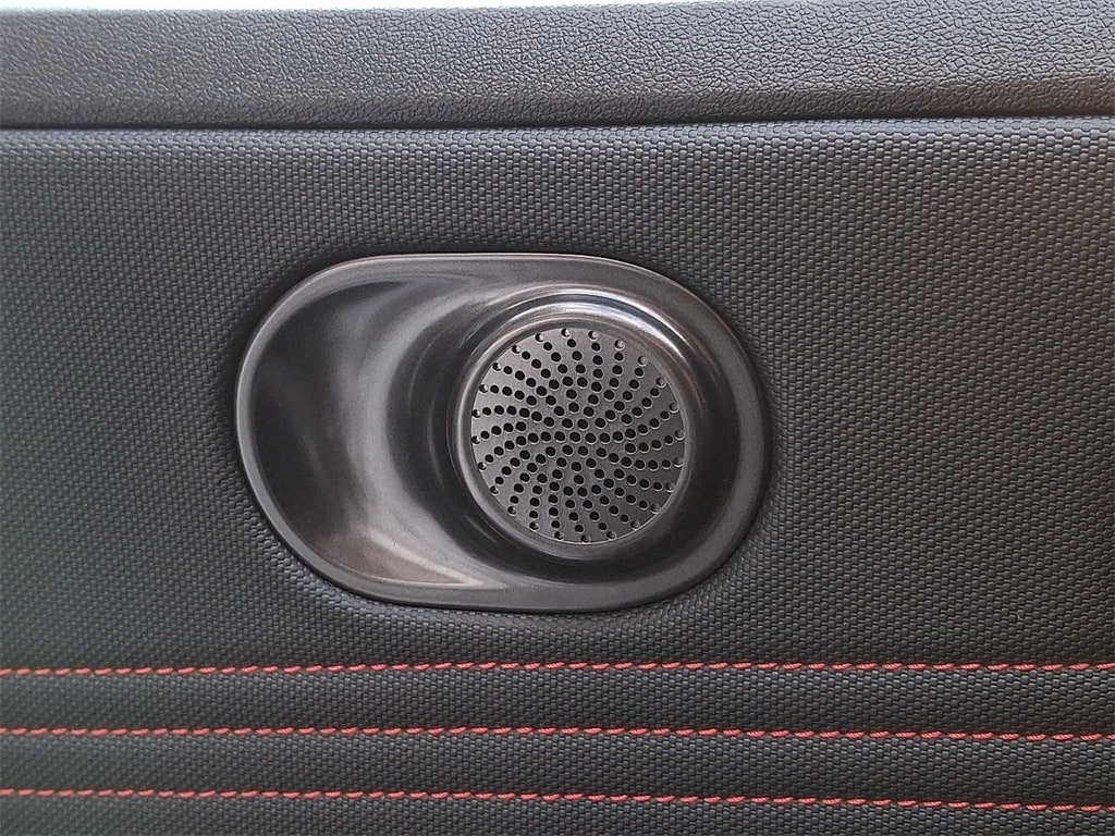 Thumbnail: 2022 Hyundai Elantra - 25