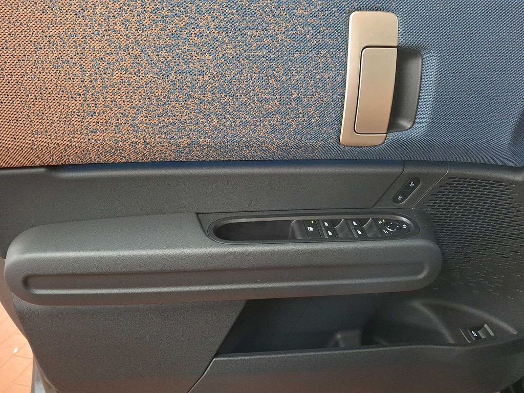 Thumbnail: 2025 MINI Cooper Countryman - 8