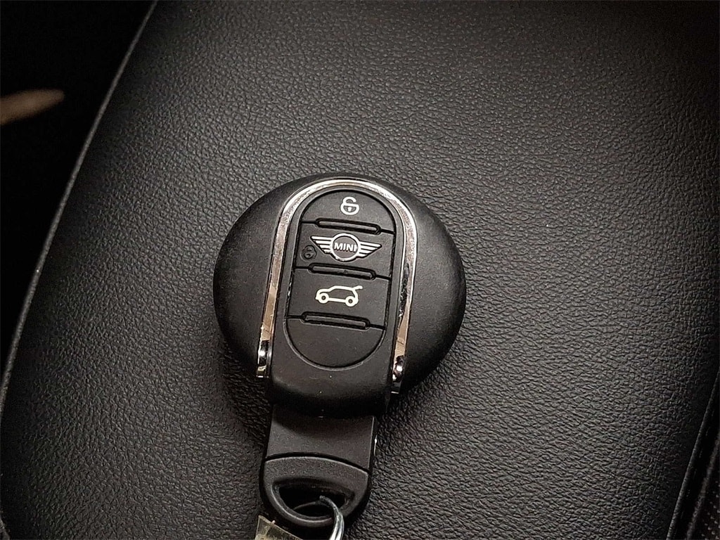 Thumbnail: 2023 MINI Cooper Convertible - 22