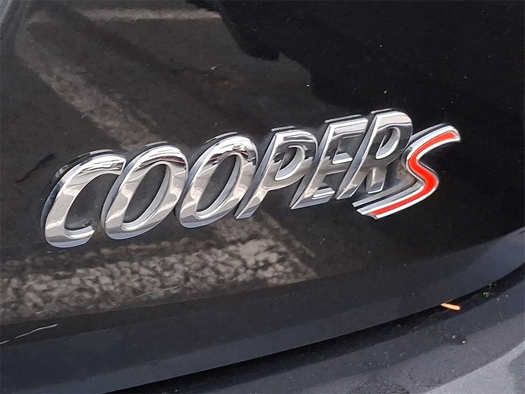 Thumbnail: 2023 MINI Cooper Hardtop - 28