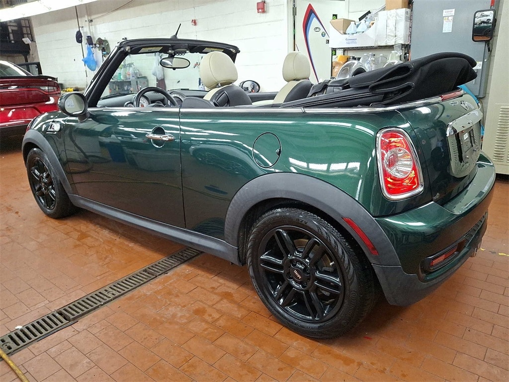 2013 MINI Cooper Base 6