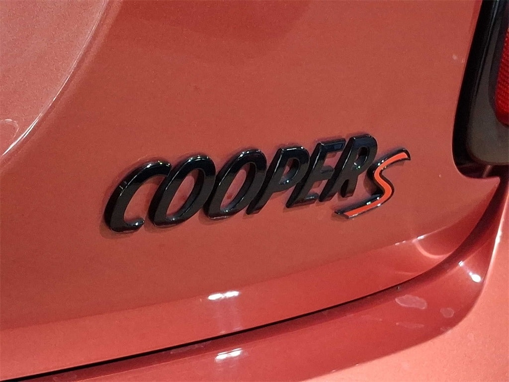 Thumbnail: 2021 MINI Cooper Hardtop - 28