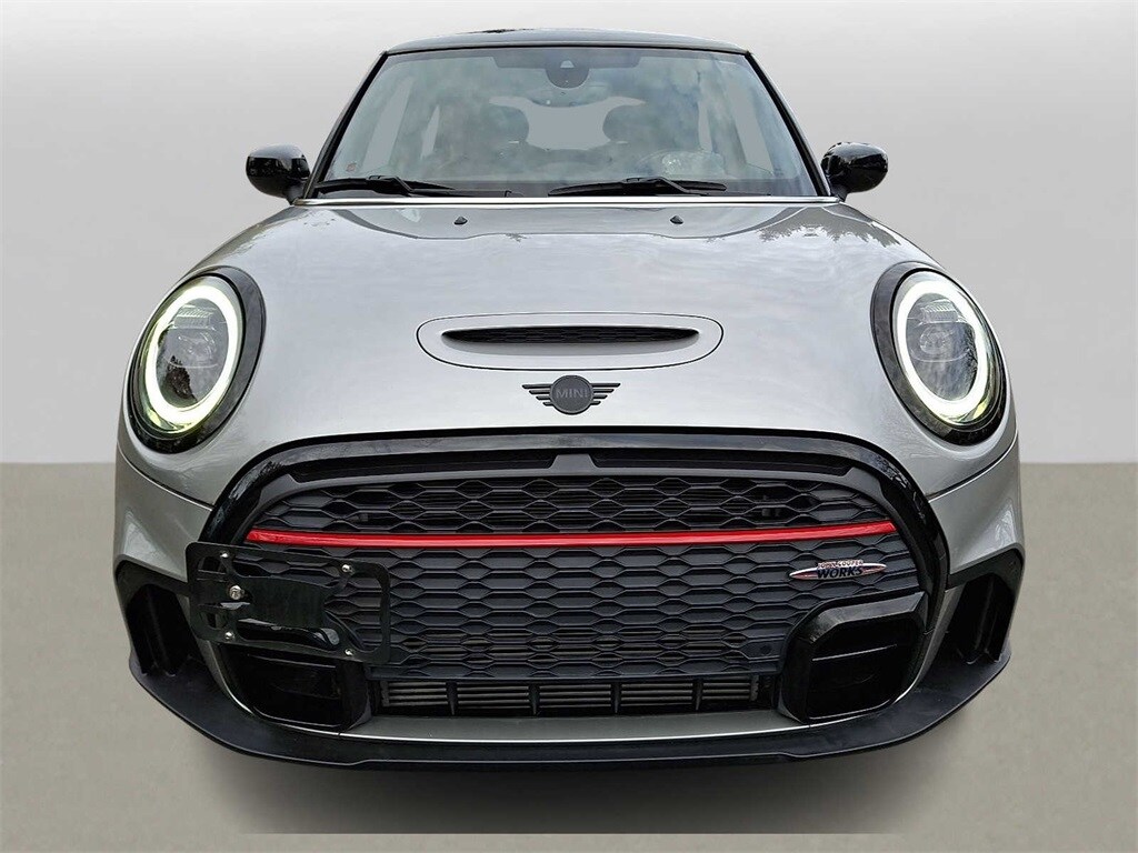 2023 Mini Cooper 2 Door Hardtop photo 2