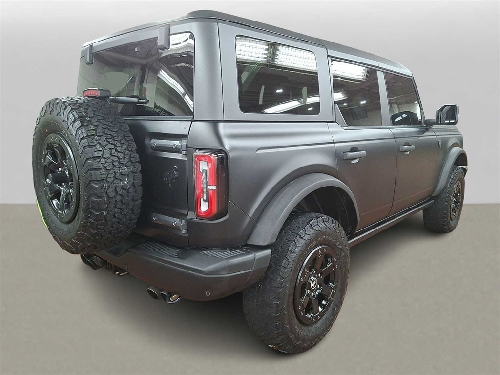 Thumbnail: 2022 Ford Bronco - 5