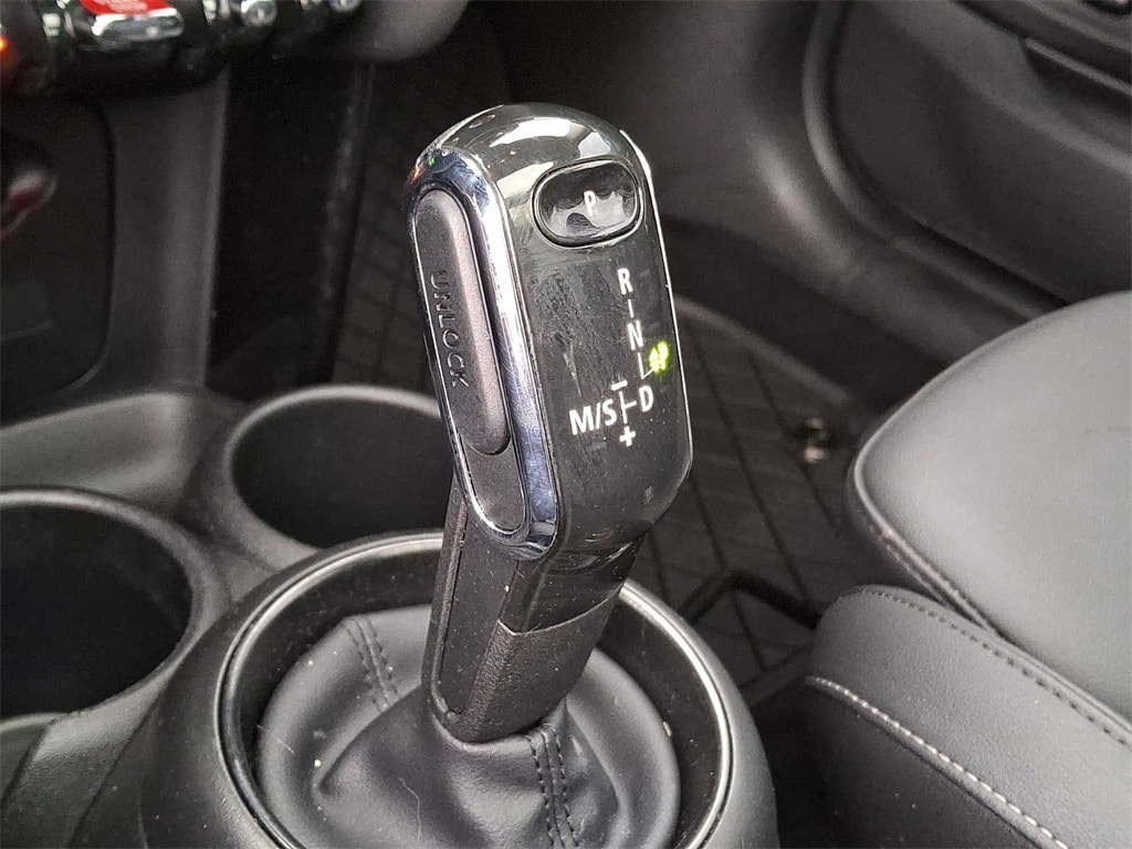 Thumbnail: 2023 MINI Cooper Hardtop - 12