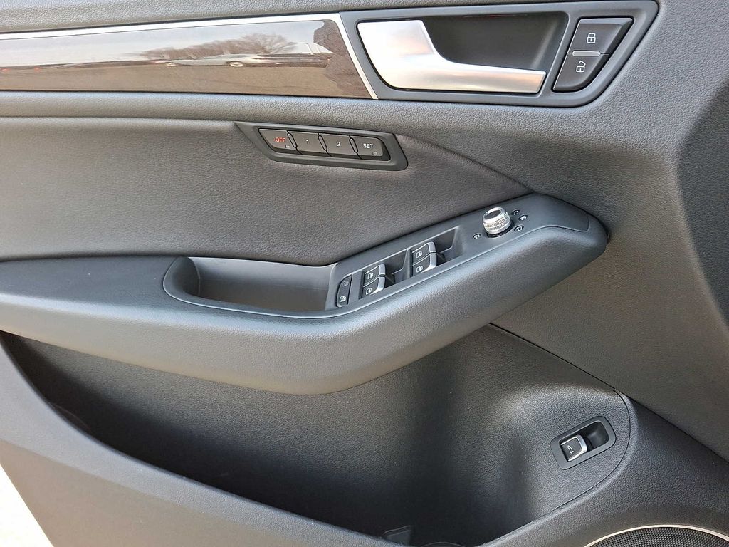 Thumbnail: 2014 Audi Q5 - 9