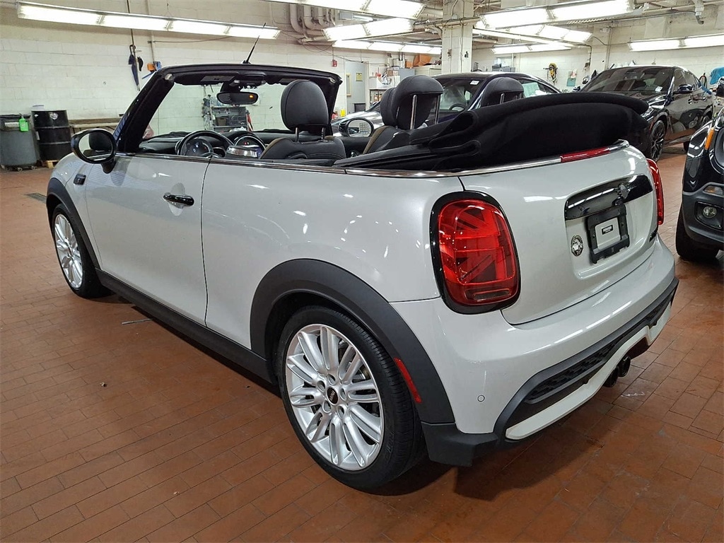 Thumbnail: 2023 MINI Cooper Convertible - 7