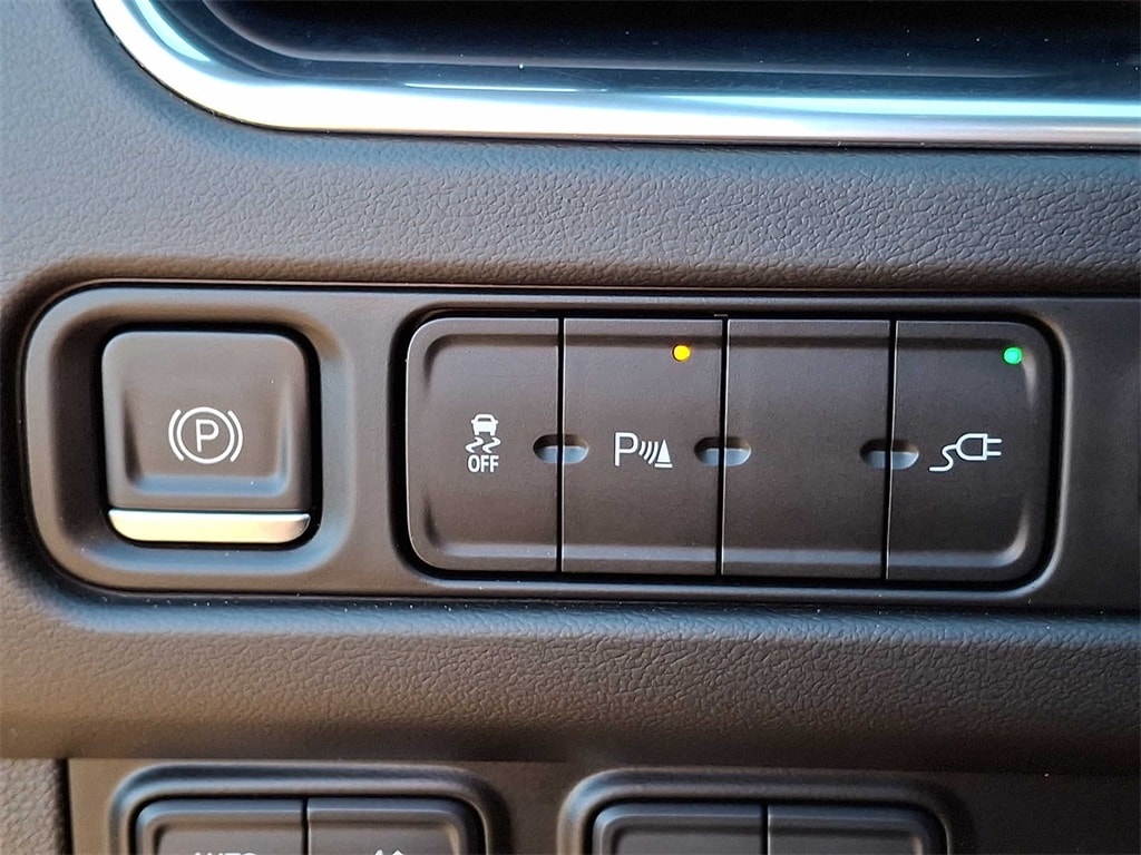 Thumbnail: 2021 Chevrolet Tahoe - 19