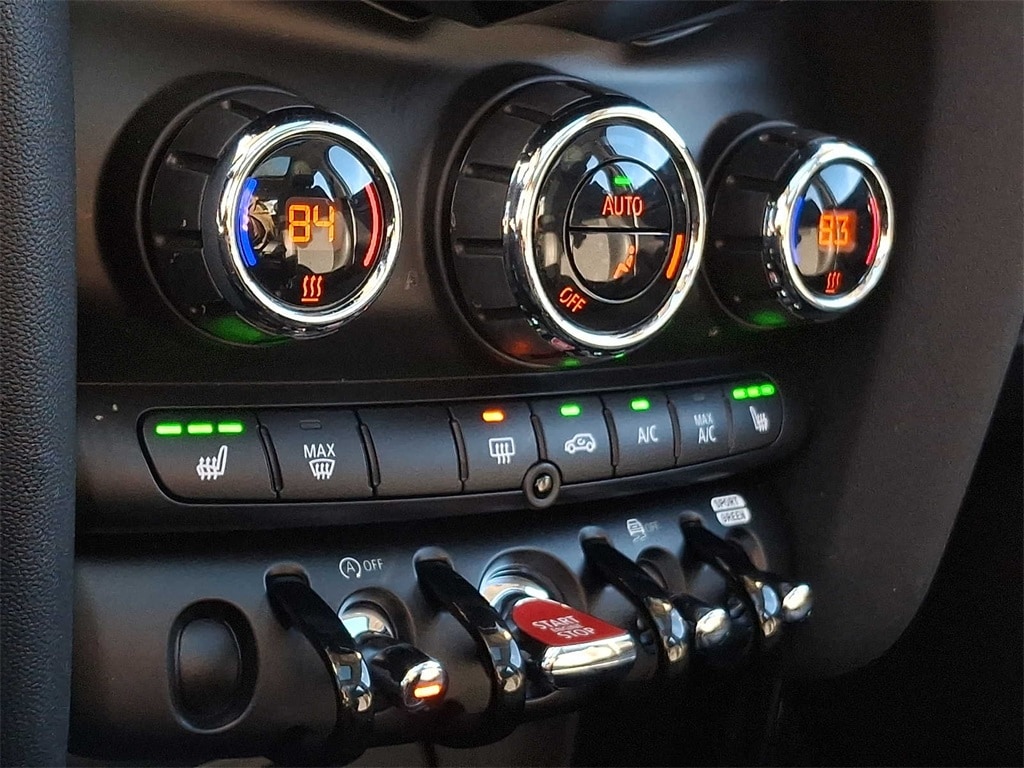 Thumbnail: 2023 MINI Cooper Hardtop - 15