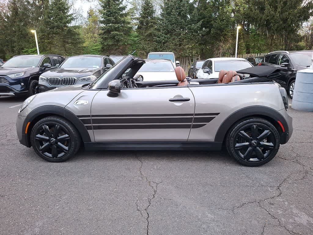 Thumbnail: 2017 MINI Cooper Convertible - 7