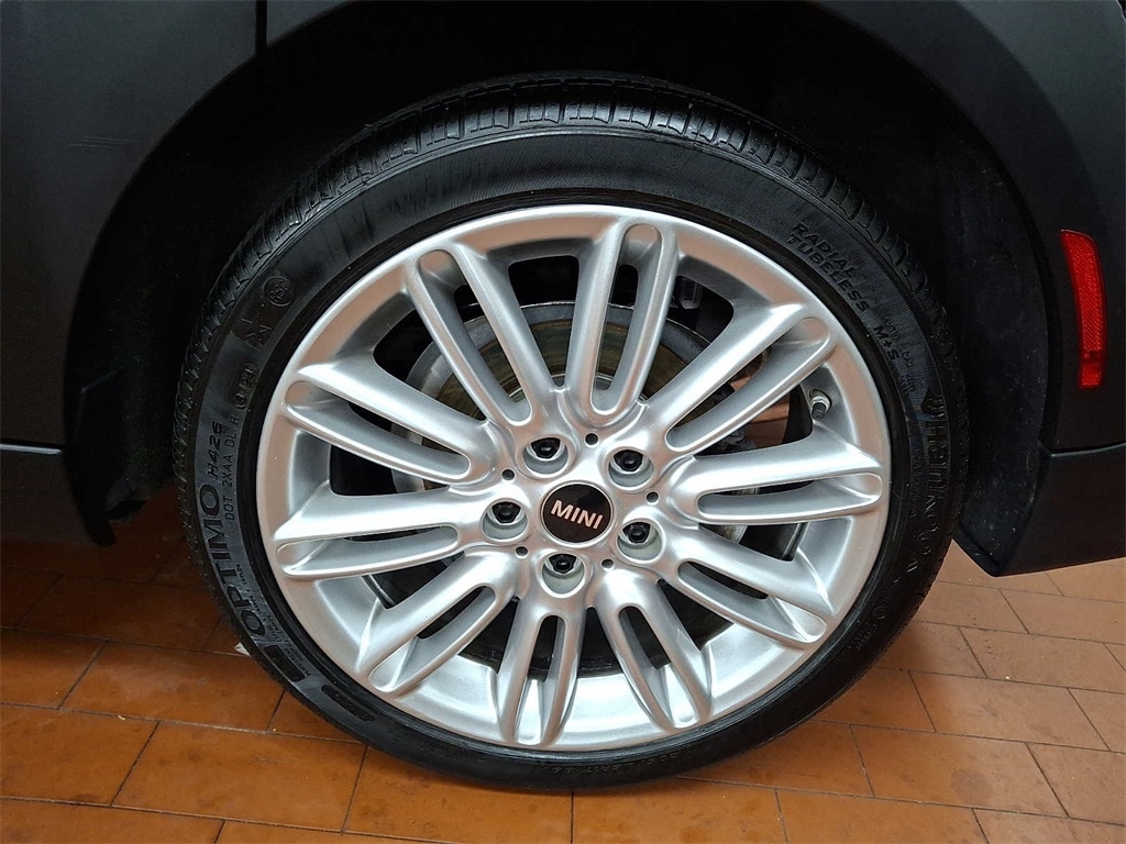 Thumbnail: 2023 MINI Cooper Hardtop - 7