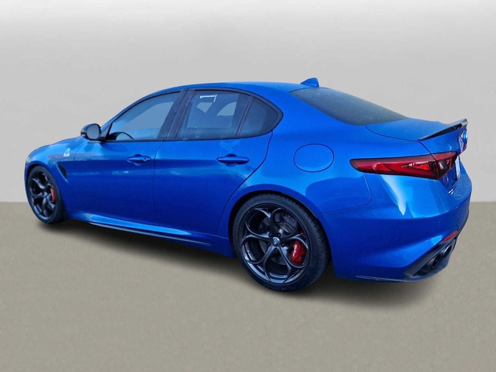 Thumbnail: 2023 Alfa Romeo Giulia - 5
