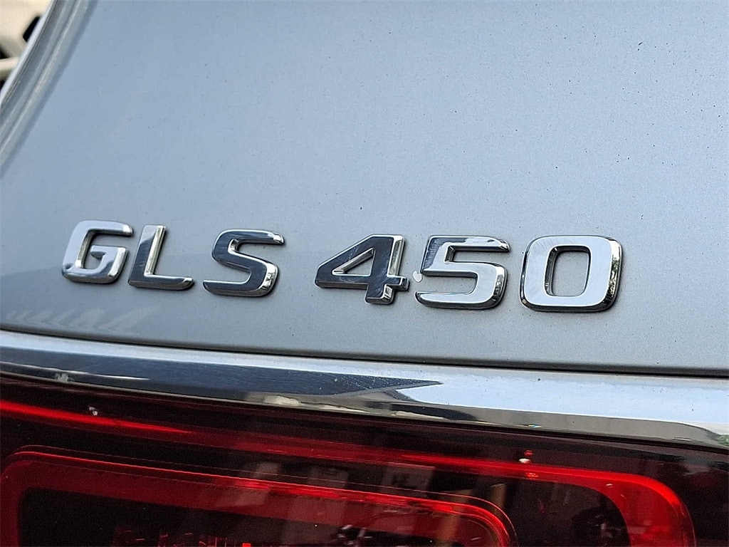 Thumbnail: 2022 Mercedes-Benz GLS - 30