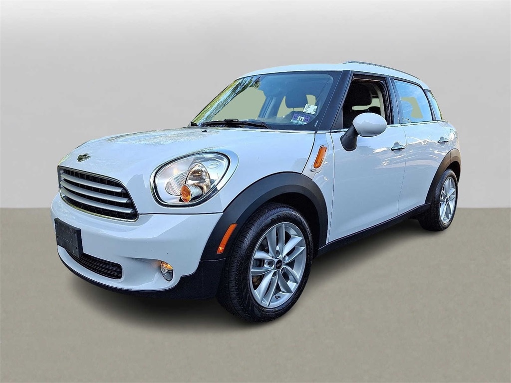 Thumbnail: 2014 MINI Cooper Countryman - 1